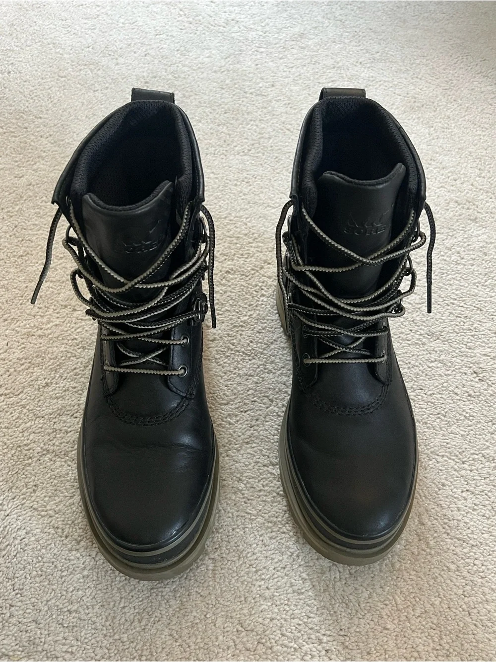 Sorel Lennox Street Black Leather Lace-Up Winter Boots with Sage Sole